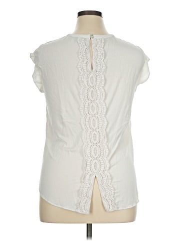 Pale Sky Sleeveless Blouse (view 2)