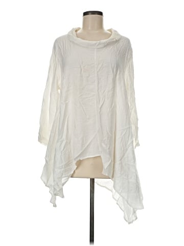 Chalet 3/4 Sleeve Blouse (view 1)
