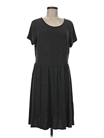 Old Navy Casual Dress (view 1)