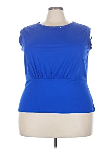 It's Sleeveless Top (view 1)