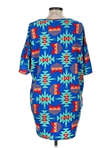 Lularoe 3/4 Sleeve T-Shirt (view 2)