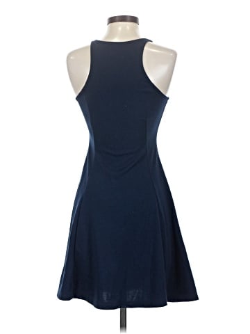 Old Navy Casual Dress (view 2)