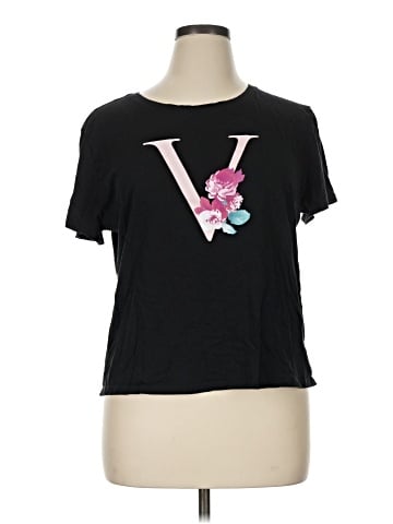Victoria's Secret Short Sleeve T-Shirt (view 1)