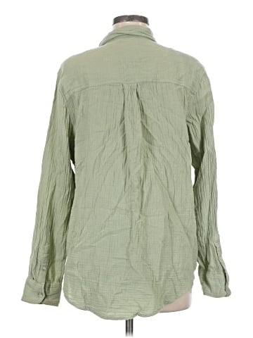 Universal Thread Long Sleeve Button-Down Shirt (view 2)