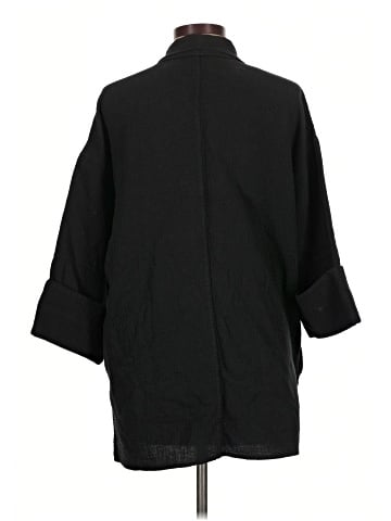 Wilfred Kimono (view 2)