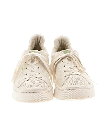 Cariuma Sneakers (view 2)