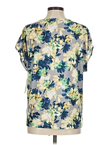 Skye's The Limit Short Sleeve Blouse (view 2)