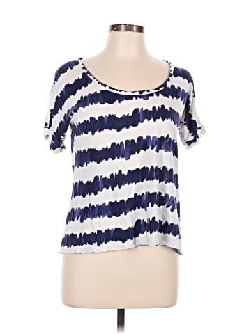 Lilka Short Sleeve T-Shirt (view 1)
