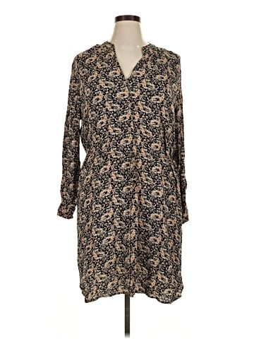 Ann Taylor LOFT Casual Dress (view 1)