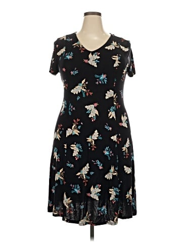 Croft & Barrow Casual Dress (view 1)