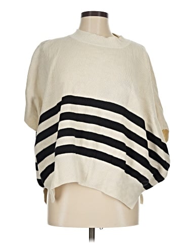 Maeve Poncho (view 1)