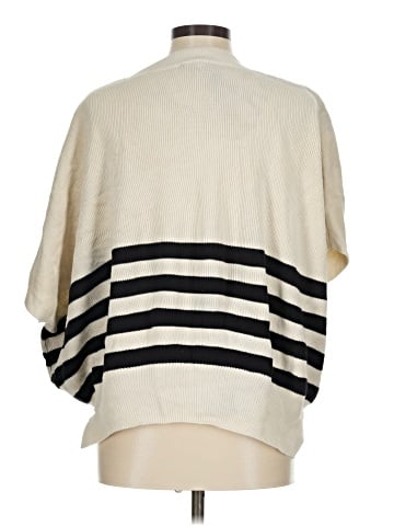Maeve Poncho (view 2)
