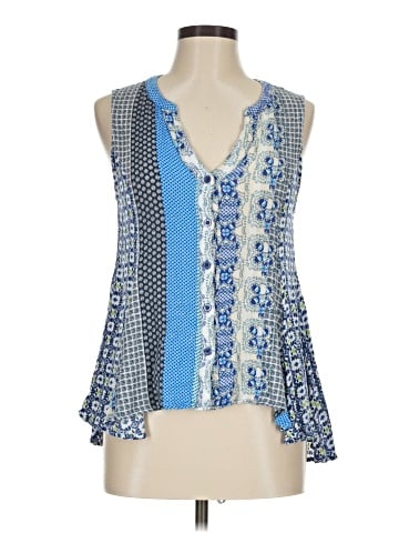 En Creme Sleeveless Blouse (view 1)