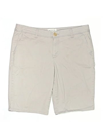 Liz Claiborne Khaki Shorts (view 1)