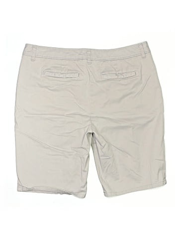 Liz Claiborne Khaki Shorts (view 2)