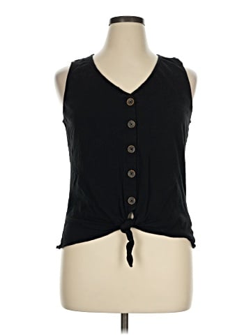 Sanctuary Sleeveless Blouse (view 1)