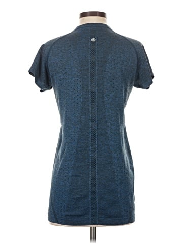 Lululemon Athletica Active T-Shirt (view 2)