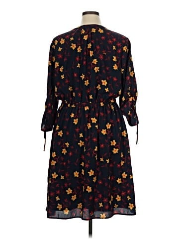 Molly & Isadora Casual Dress (view 2)