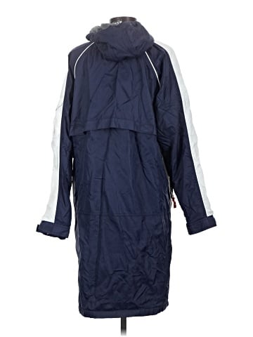 TYR Raincoat (view 2)