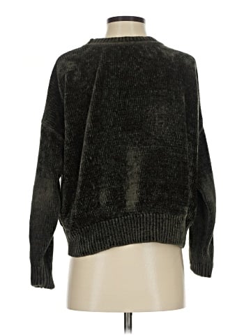 Romeo & Juliet Couture Pullover Sweater (view 2)