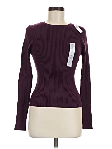 Old Navy Long Sleeve T-Shirt (view 1)