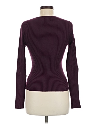 Old Navy Long Sleeve T-Shirt (view 2)
