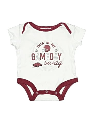 Threads Short Sleeve Onesie (view 1)
