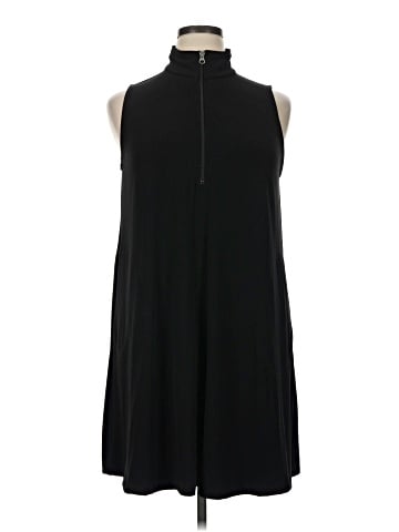 Karen Kane Casual Dress (view 1)