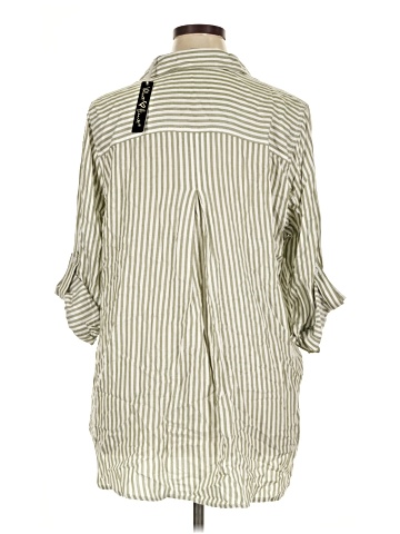 Velvet Heart 3/4 Sleeve Button-Down Shirt (view 2)