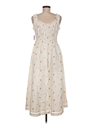 Old Navy Casual Dress (view 2)