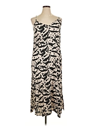 Old Navy Casual Dress (view 1)
