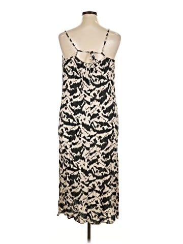 Old Navy Casual Dress (view 2)