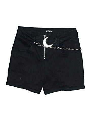 Hot Topic Shorts (view 1)