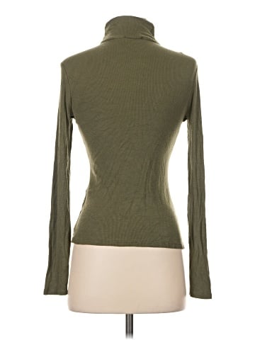 Venus Long Sleeve Turtleneck (view 2)