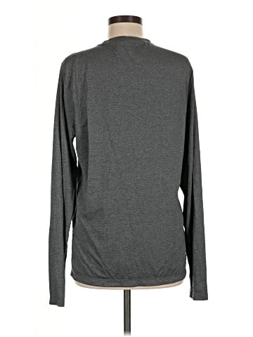Vuori Long Sleeve T-Shirt (view 2)