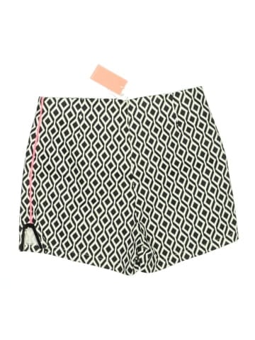 Lulumari Shorts (view 2)