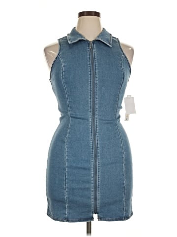 Tinseltown Casual Dress (view 1)