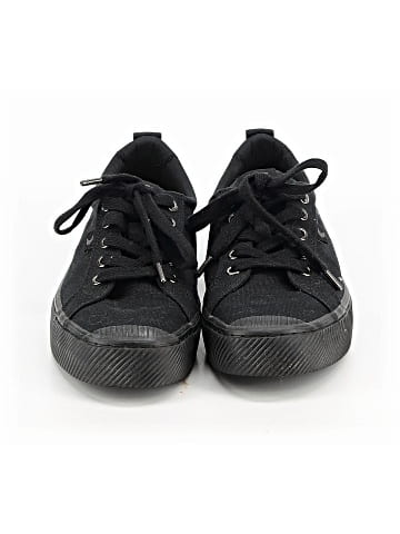 Cariuma Sneakers (view 2)
