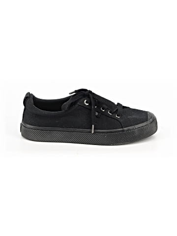 Cariuma Sneakers (view 1)