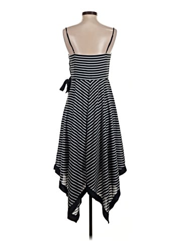 Banana Republic Casual Dress (view 2)