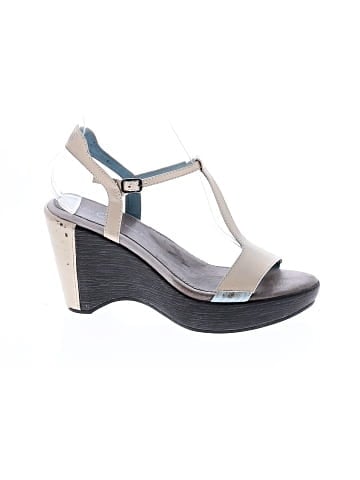 Jambu Wedges (view 1)
