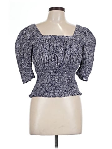 Universal Thread Short Sleeve Top (view 1)