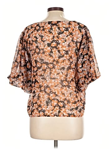 Sanctuary Short Sleeve Blouse (view 2)