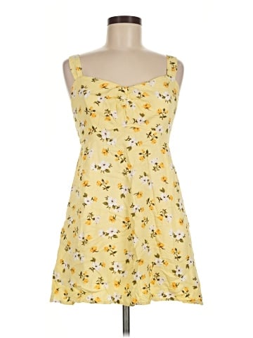 Old Navy Casual Dress (view 1)