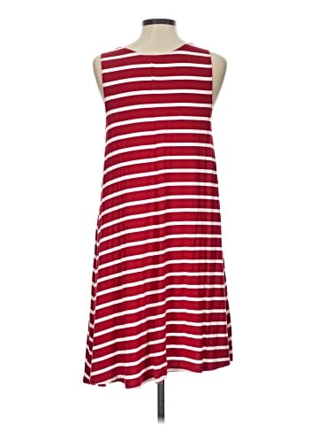 Old Navy Casual Dress (view 2)