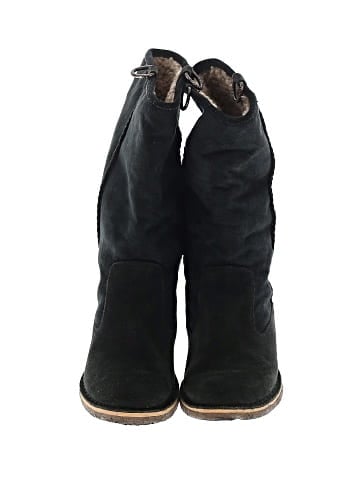 Ugg Boots (view 2)