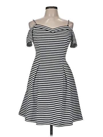 Guess Casual Dress (view 1)