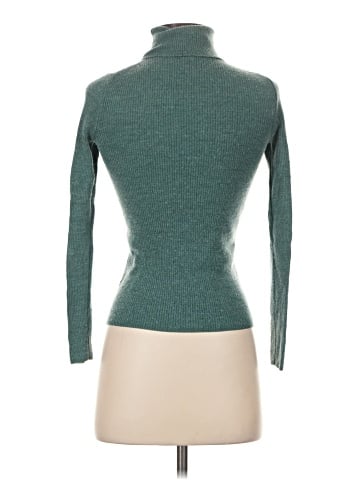 Uniqlo Long Sleeve Top (view 2)