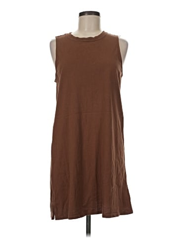 Old Navy Casual Dress (view 1)