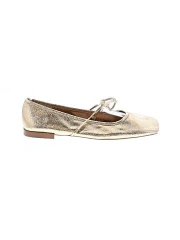 Zara Flats (view 1)